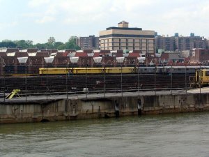 Waterways Boat Cruise NYC (around Manhattan island) 79.JPG